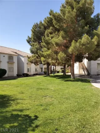 Photo #1: 2295811 Listing