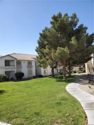 Photo #2: 2295811 Listing