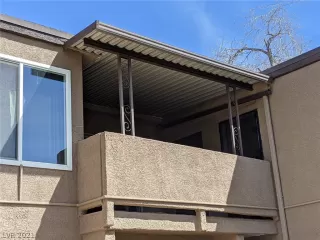 Photo #1: 2295884 Listing