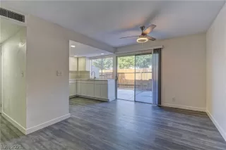 Photo #2: 2295946 Listing