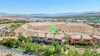 Photo #1: 2295965 Listing