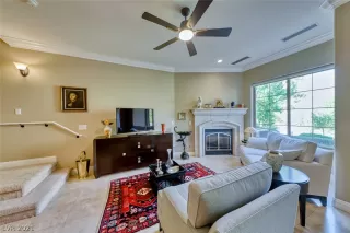 Photo #6: 2295965 Listing