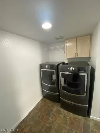 Photo #4: 2295974 Listing 