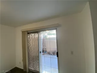 Photo #6: 2295974 Listing 