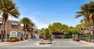 Photo #2: 2295997 Listing