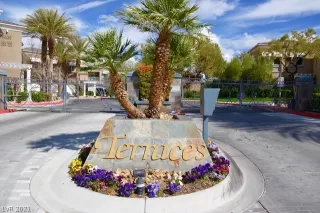 Photo #3: 2295997 Listing