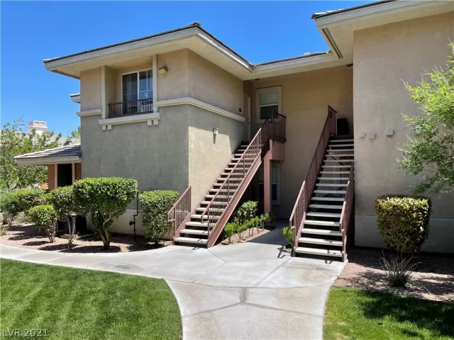 MLS: 2296038 Condo For Sale