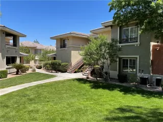 Photo #1: 2296038 Listing 