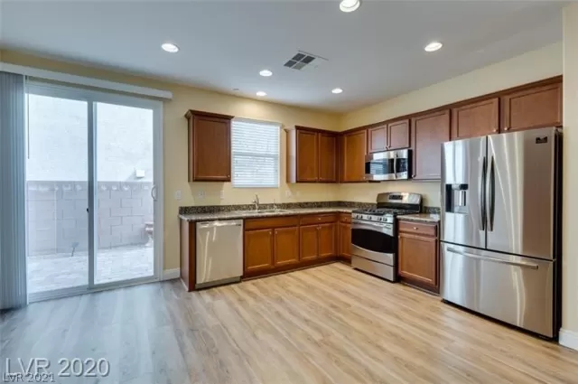 MLS: 2296045 Condo For Sale