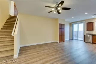 Photo #3: 2296045 Listing 