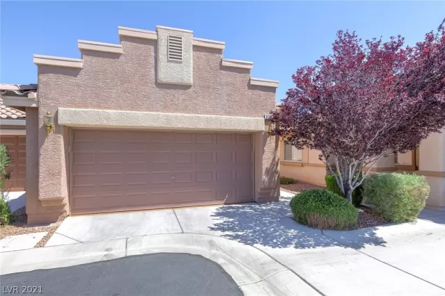 MLS: 2296047 Condo For Sale