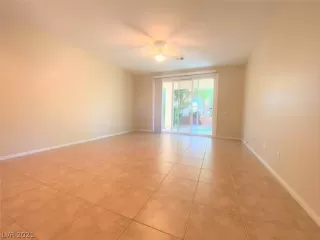 Photo #2: 2296079 Listing 