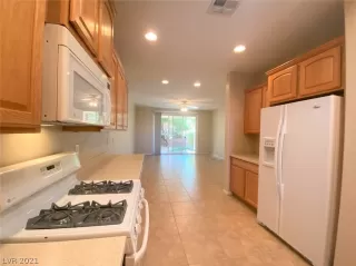 Photo #4: 2296079 Listing 