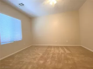 Photo #5: 2296079 Listing 