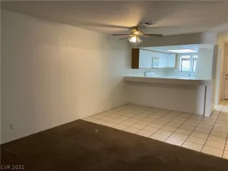 Photo #4: 2296081 Listing