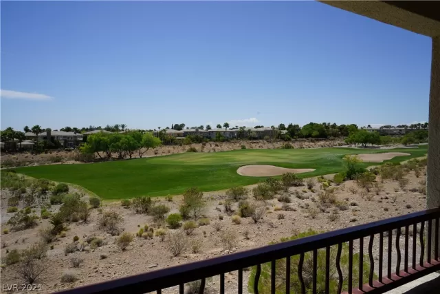 MLS: 2296115 Condo For Sale