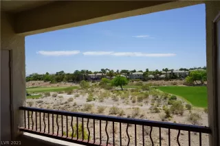 Photo #1: 2296115 Listing 