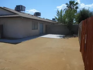 Photo #3: 2296116 Listing 