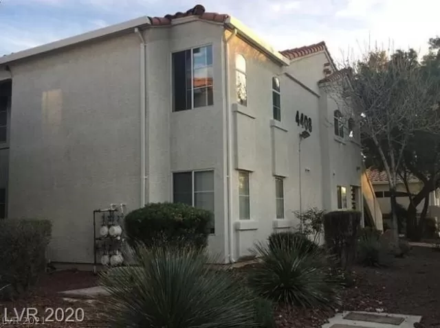 MLS: 2296117 Condo For Sale