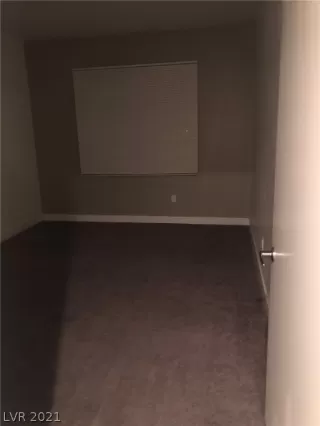 Photo #5: 2296129 Listing