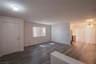 Photo #6: 2296147 Listing 