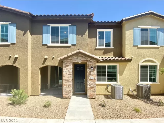 MLS: 2296161 Condo For Sale