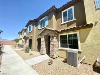 Photo #1: 2296161 Listing 