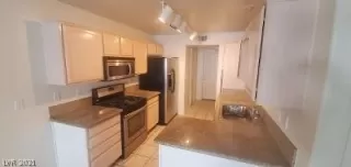 Photo #1: 2296164 Listing 