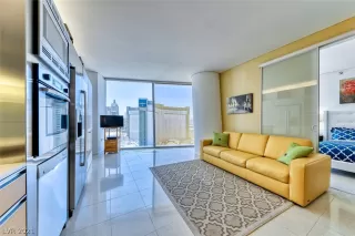 Photo #5: 2296170 Listing 