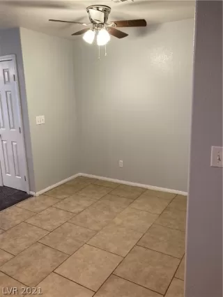 Photo #5: 2296182 Listing