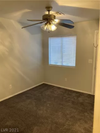 Photo #6: 2296182 Listing