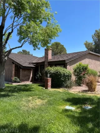 Photo #1: 2296187 Listing 