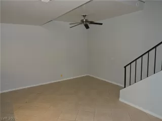 Photo #3: 2296231 Listing