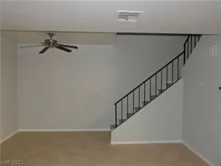 Photo #4: 2296231 Listing