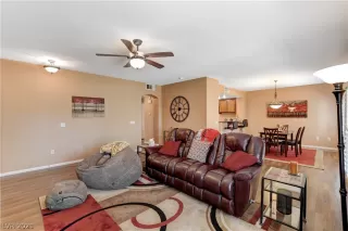 Photo #3: 2296235 Listing