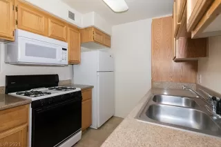 Photo #4: 2296286 Listing