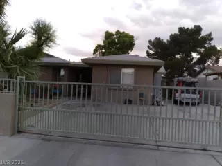 Photo #1: 2296313 Listing 