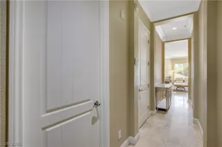 Photo #2: 2296336 Listing