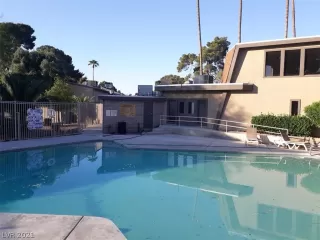 Photo #1: 2296370 Listing 