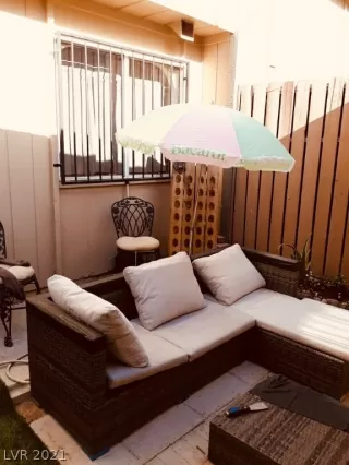 Photo #5: 2296370 Listing 