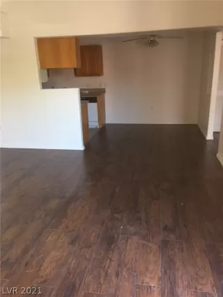 Photo #3: 2296390 Listing