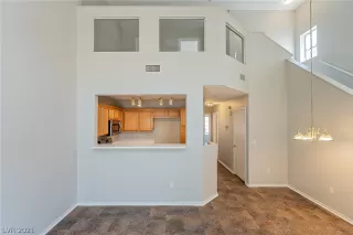 Photo #5: 2296406 Listing 