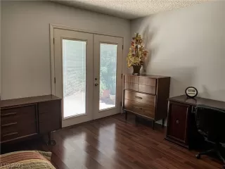 Photo #2: 2296433 Listing