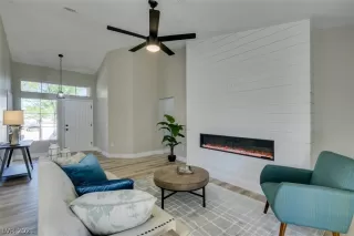 Photo #2: 2296457 Listing