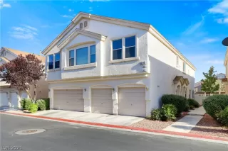 Photo #1: 2296464 Listing