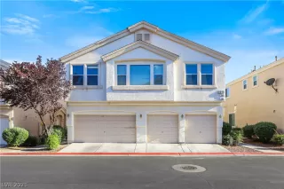 Photo #2: 2296464 Listing