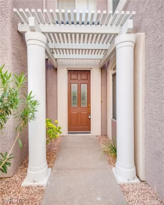 Photo #6: 2296478 Listing 