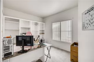 Photo #1: 2296500 Listing 