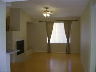 Photo #4: 2296527 Listing 