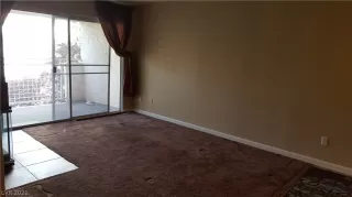 Photo #1: 2296563 Listing 